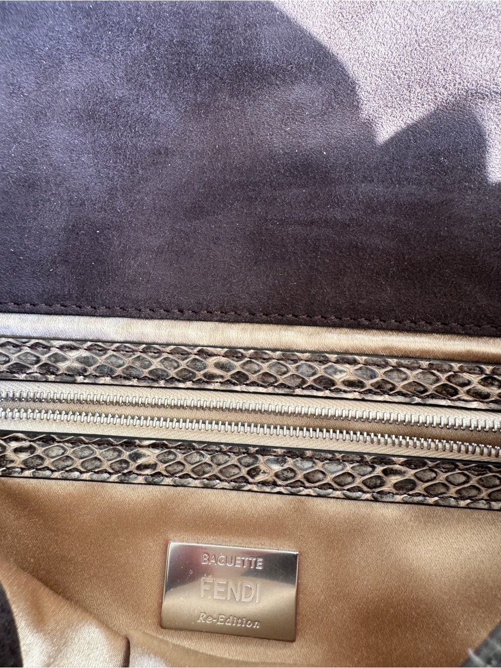 Special edition one of a kind Fendi baguette crystal embellishment snake skin - Picture 11 of 12